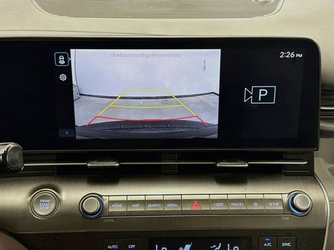 Used 2025 Hyundai Kona SEL FWD image 22
