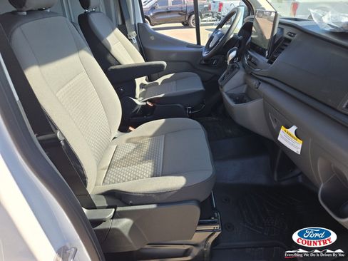 New 2026 Ford Transit 250 148 Medium Roof image 12