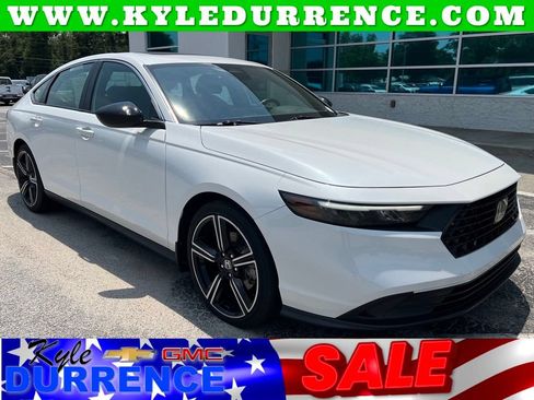 Used 2024 Honda Accord Sport image 1