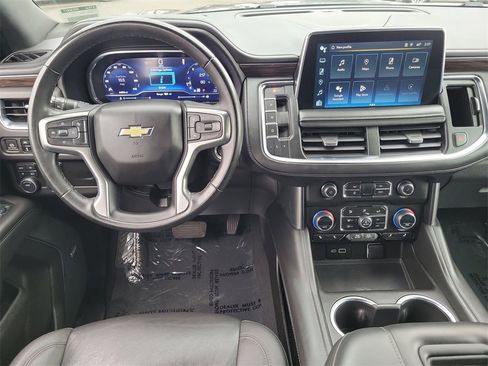 Used 2023 Chevrolet Tahoe LT image 4