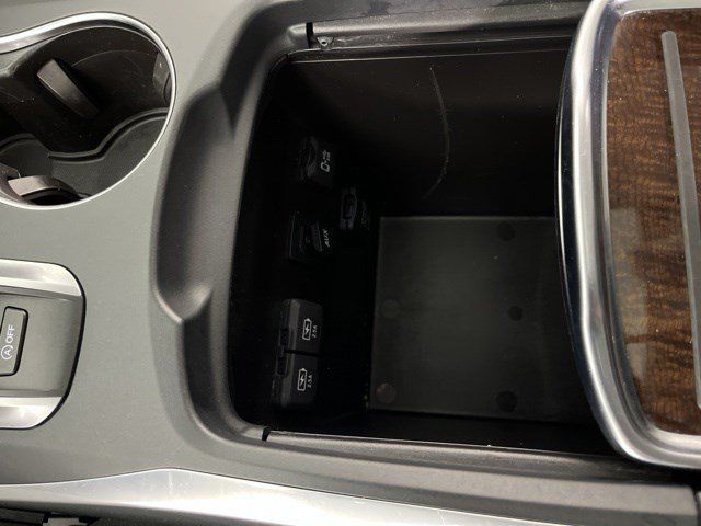 Used 2020 Acura MDX SH-AWD image 27