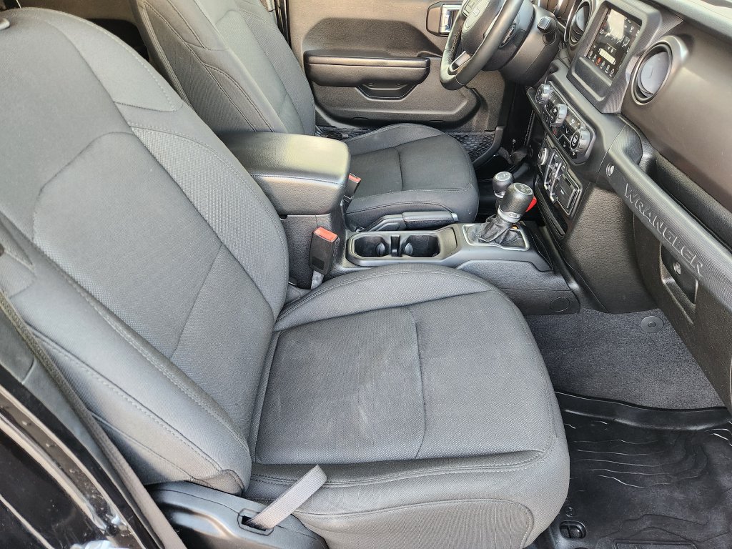 Used 2020 Jeep Wrangler Unlimited Sport AWD/4WD image 14