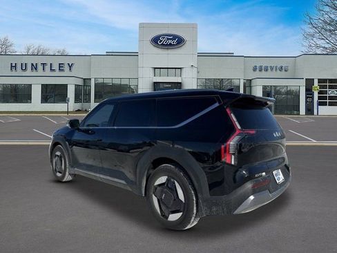 Used 2024 Kia EV9 Wind image 6