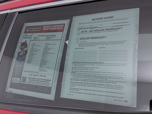 Certified 2019 Jeep Compass Latitude w/ Cold Weather Group image 13