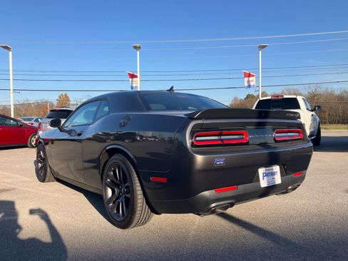 Used 2023 Dodge Challenger R/T Scat Pack image 5