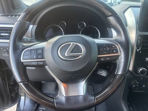 Certified 2022 Lexus GX 460 Premium w/ Premium Package AWD/4WD image 11