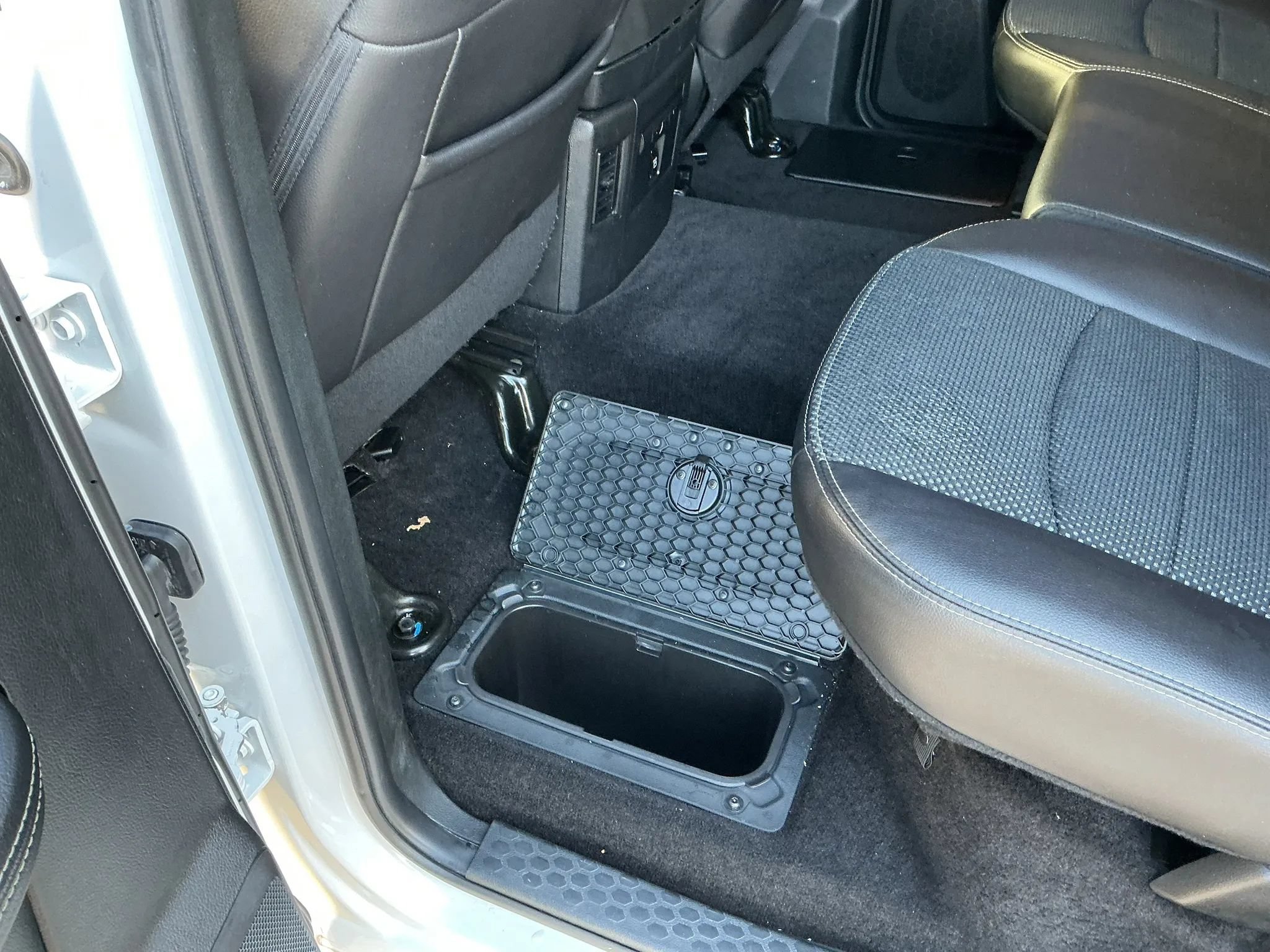 Used 2018 RAM 1500 Sport w/ Convenience Group RWD image 15