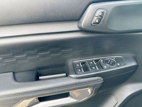 Used 2024 Ford Ranger XLT image 21