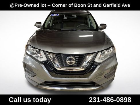 Used 2020 Nissan Rogue S w/ Special Edition Package AWD/4WD image 11