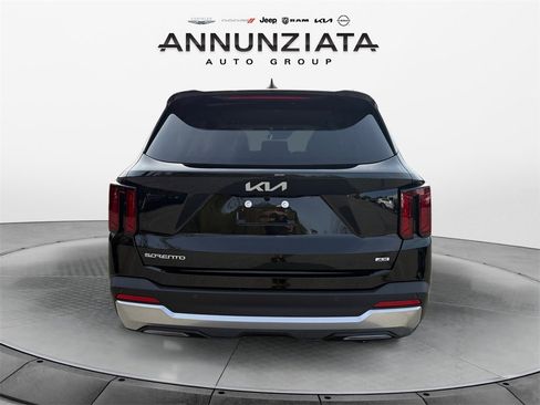 New 2026 Kia Sorento EX image 4