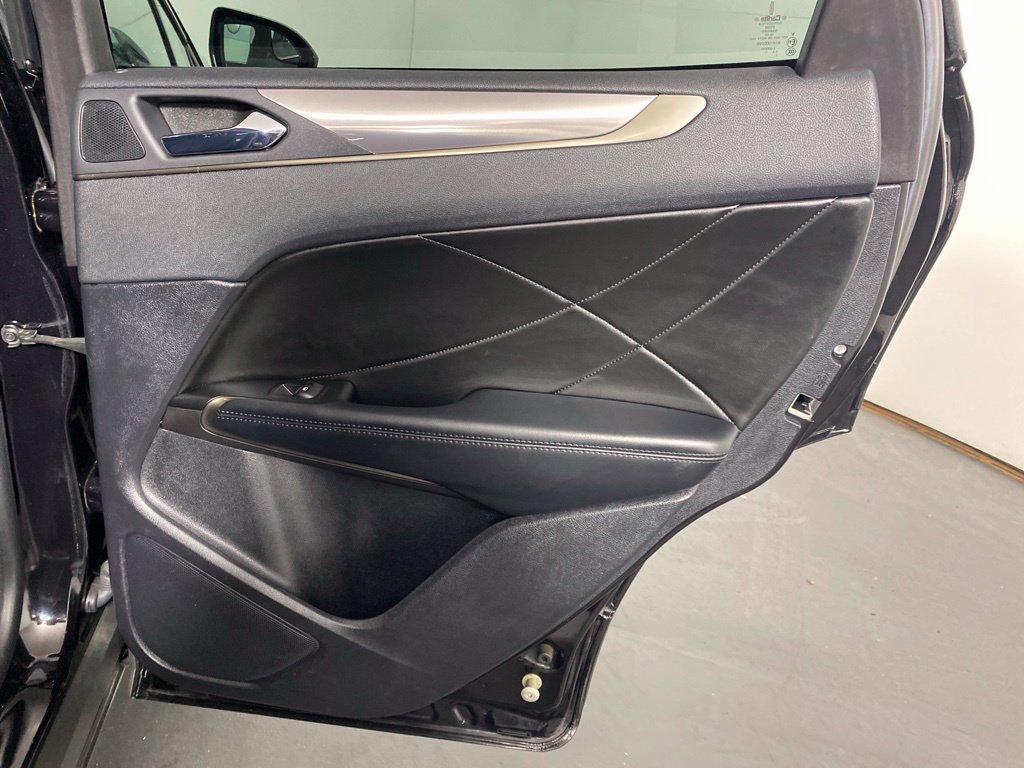 Used 2019 Lincoln MKC Premiere AWD/4WD image 32