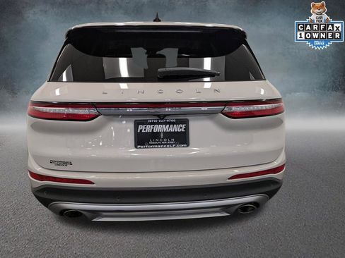 Certified 2022 Lincoln Corsair Standard w/ Equipment Group 101A image 5