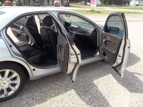 Used 2012 Lincoln MKZ Hybrid FWD image 14