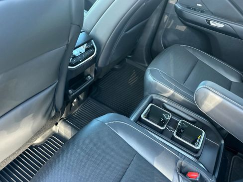 New 2026 Lexus TX 500h AWD image 18