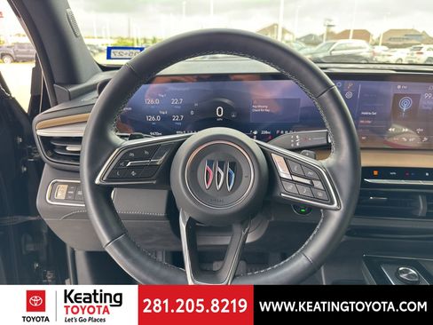 Used 2025 Buick Enclave Preferred w/ Power Package FWD image 17