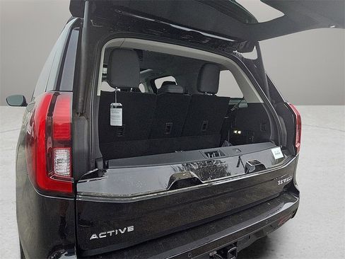 New 2025 Ford Expedition Max Active image 8