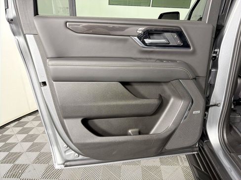 Used 2026 GMC Yukon XL Elevation w/ Elevation Premium Package RWD image 23