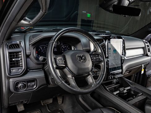 Used 2024 RAM 3500 Limited image 18