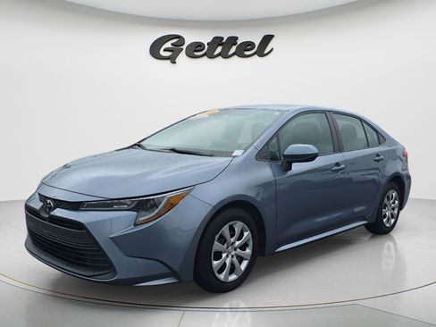 Used 2024 Toyota Corolla LE FWD image 1