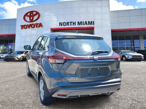 Used 2023 Nissan Kicks S image 3