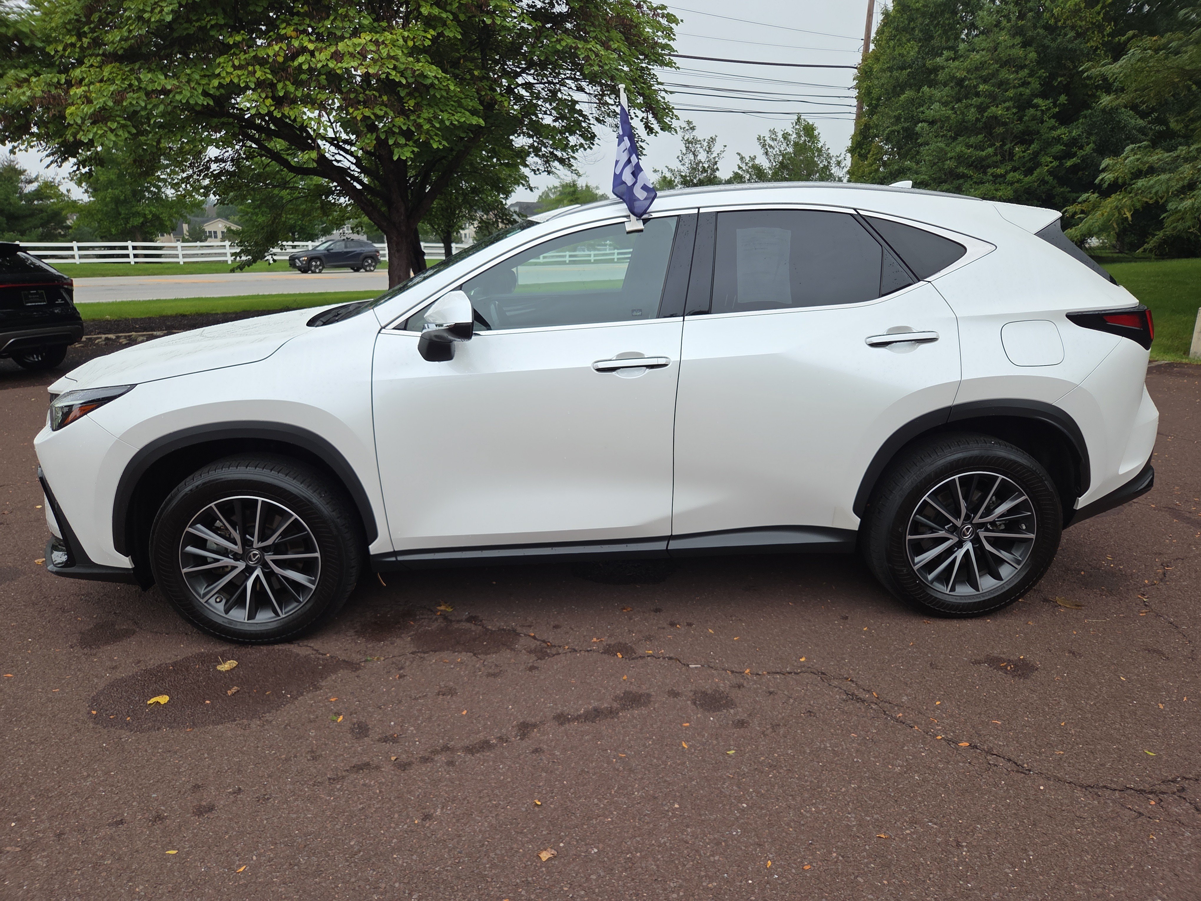 Used 2022 Lexus NX 350 AWD image 6