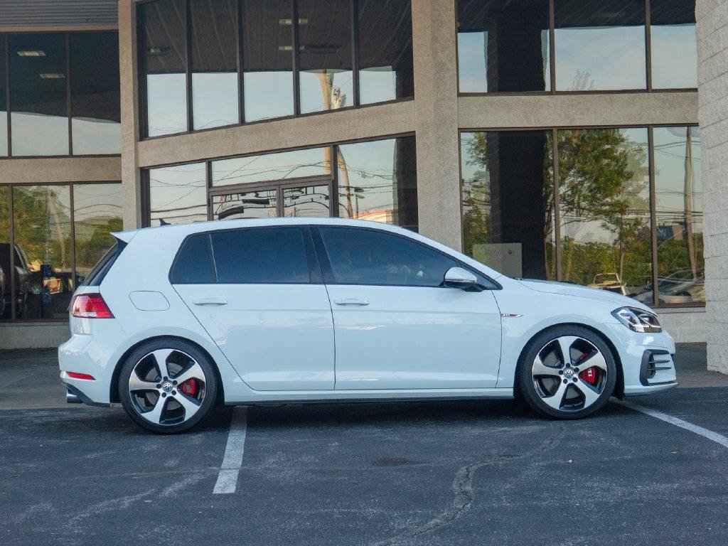 Used 2019 Volkswagen GTI SE FWD image 2