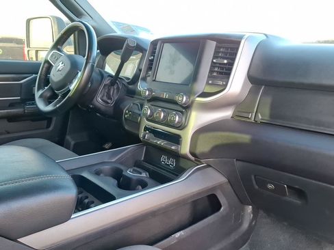 Used 2024 RAM 3500 Big Horn w/ Protection Group AWD/4WD image 18