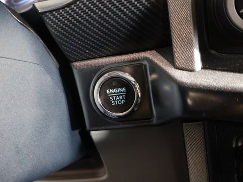 Used 2023 Ford F150 Limited image 40