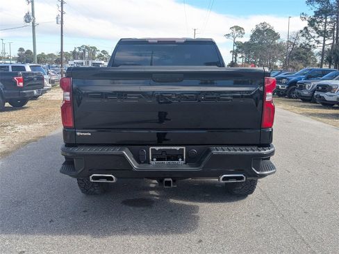 Used 2021 Chevrolet Silverado 1500 LT Trail Boss w/ Bed Protection Package image 5