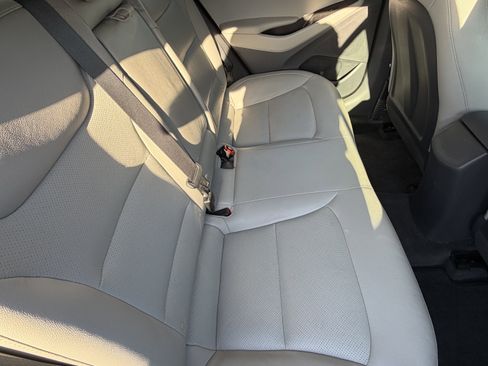 Used 2017 Hyundai Ioniq Limited FWD image 40