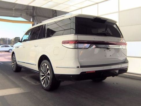 Used 2022 Lincoln Navigator L Reserve AWD/4WD image 6