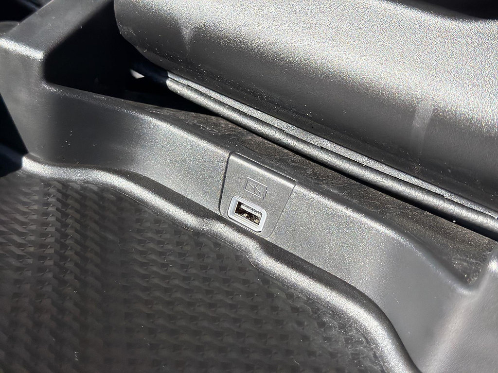 Used 2024 RAM 1500 Big Horn RWD image 40