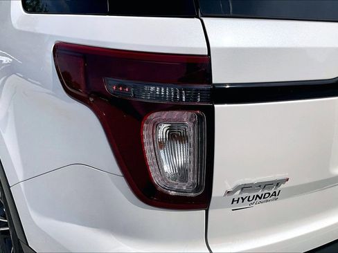 Used 2015 Ford Explorer Sport w/ Equipment Group 401A AWD/4WD image 32