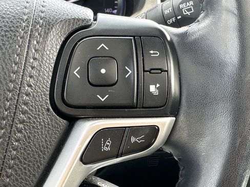 Used 2018 Toyota Highlander Limited Platinum w/ Protection Package #3 image 30