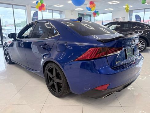 Used 2017 Lexus IS 200t F Sport w/ F Sport Package RWD image 10