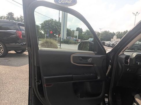 Used 2025 Ford Bronco Sport Big Bend AWD/4WD image 11