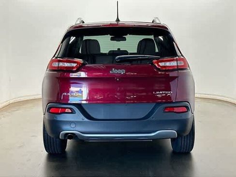 Used 2018 Jeep Cherokee Limited AWD/4WD image 4