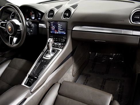 Used 2017 Porsche 718 Cayman S image 25