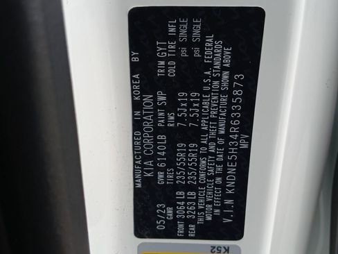 Used 2024 Kia Carnival SX Prestige image 35