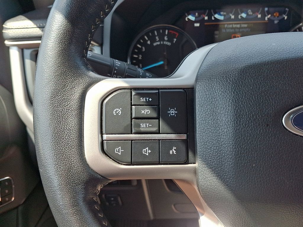 Used 2024 Ford Expedition XLT AWD/4WD image 20
