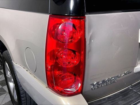Used 2008 GMC Yukon XL SLT RWD image 40
