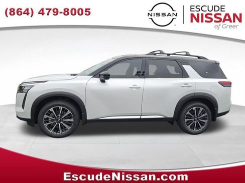 New 2026 Nissan Pathfinder Platinum AWD/4WD image 6