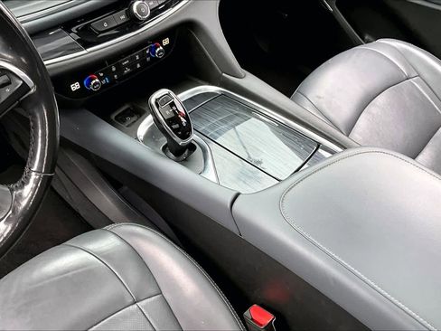 Used 2018 Buick Enclave Premium w/ Experience Buick Package image 15