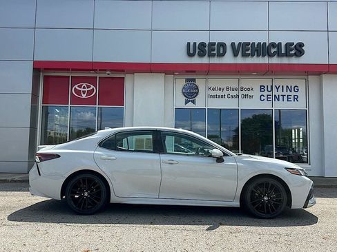 Certified 2023 Toyota Camry XSE FWD image 7