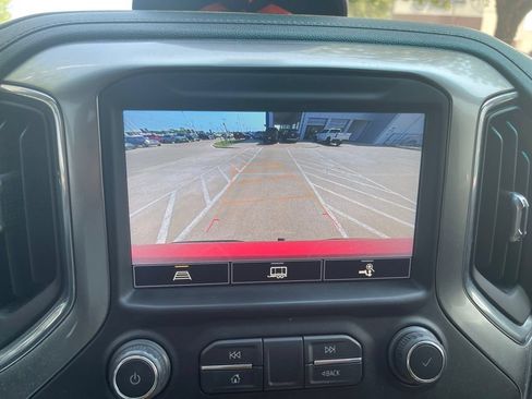 Used 2021 Chevrolet Silverado 1500 LT Trail Boss w/ Convenience Package II AWD/4WD image 17