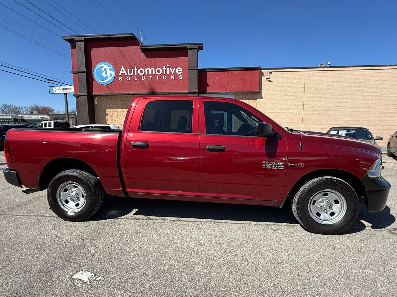 Used 2015 RAM 1500 Tradesman w/ Popular Equipment Group RWD image 4