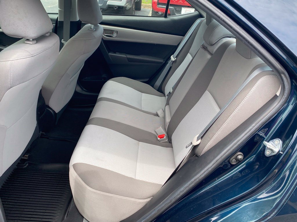 Used 2019 Toyota Corolla LE FWD image 7