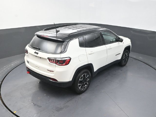 Used 2020 Jeep Compass Trailhawk AWD/4WD image 29