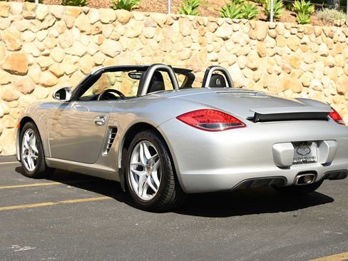 Used 2010 Porsche Boxster image 5