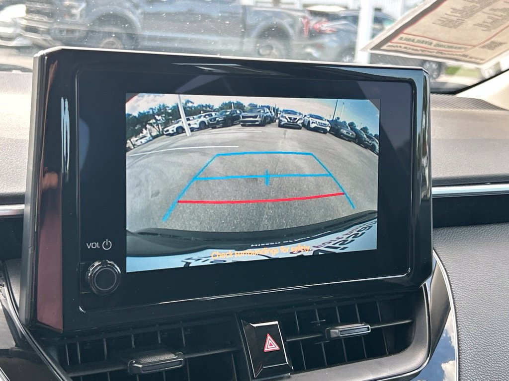 Used 2024 Toyota Corolla LE FWD image 32